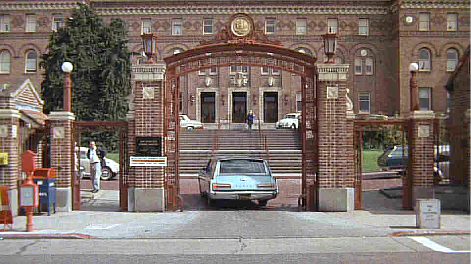 Bullitt - Hospital